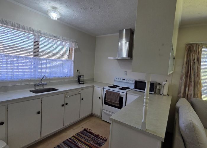  at 551 Hillsborough Road, Mount Roskill, Auckland City, Auckland