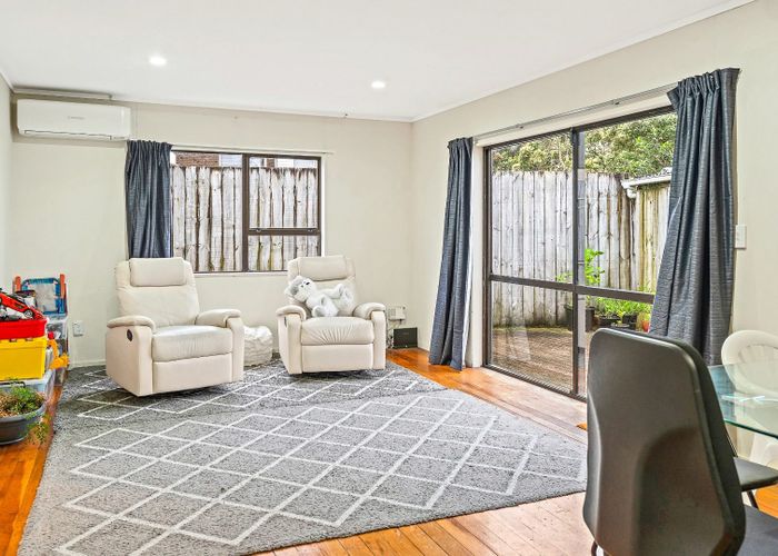  at 12/76 Riversdale Road, Avondale, Auckland City, Auckland