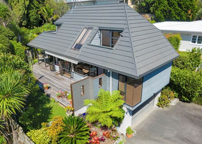  at 2/97 Beach Road, Castor Bay, Auckland