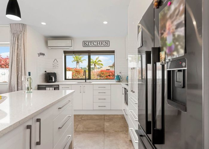  at 5 Witton Place, Schnapper Rock, North Shore City, Auckland