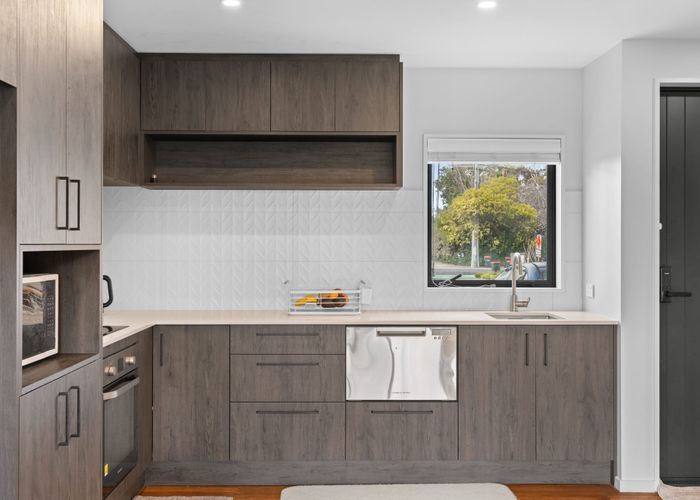  at 16/27 New Brighton Road, Shirley, Christchurch