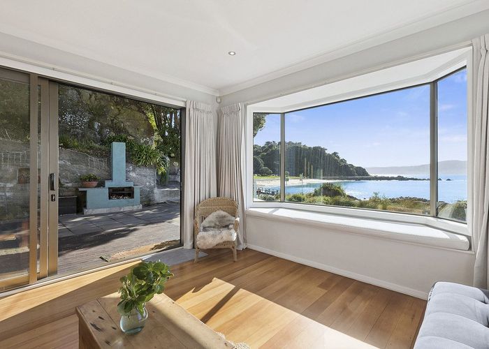  at 493 Karaka Bay Road, Karaka Bays, Wellington, Wellington