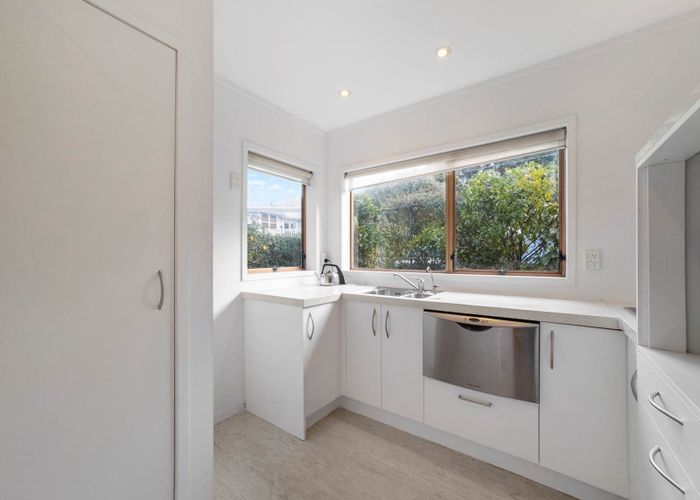  at 3/176B Green Lane West, Greenlane, Auckland City, Auckland