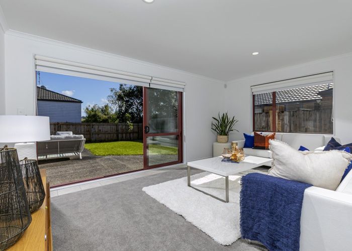  at 10 Marbella Crescent, Oteha, Auckland
