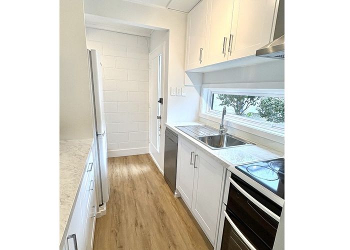  at 9/15 McKinley Cres, Brooklyn, Wellington, Wellington