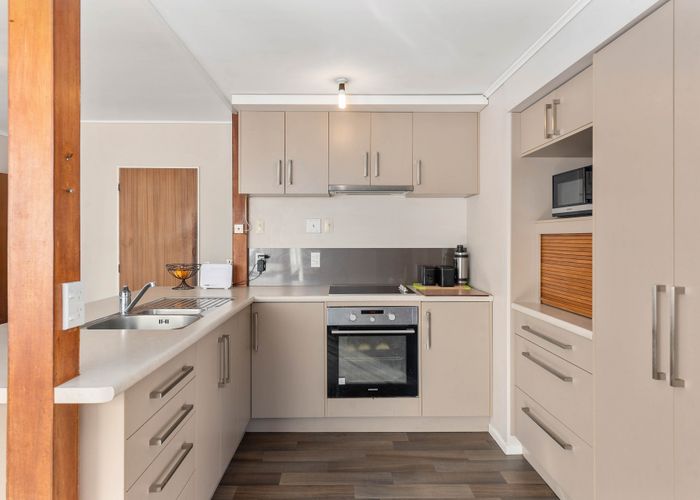  at 18 Roosevelt Road, Western Heights, Rotorua
