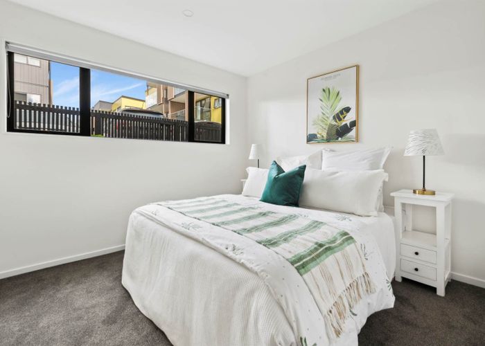  at 393 Ormiston Road, Flat Bush, Manukau City, Auckland