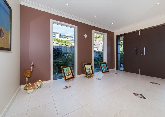  at 35 Eynsham Court, Dannemora, Auckland