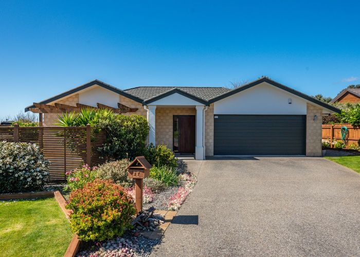Recently sold 27 Quadrant Heights, Paraparaumu homes.co.nz