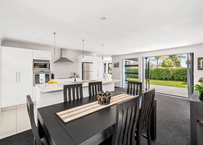  at 152 Normanby Road East, Karaka, Papakura