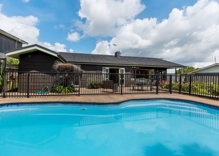  at 11 Cheriton Road, Mellons Bay, Manukau City, Auckland