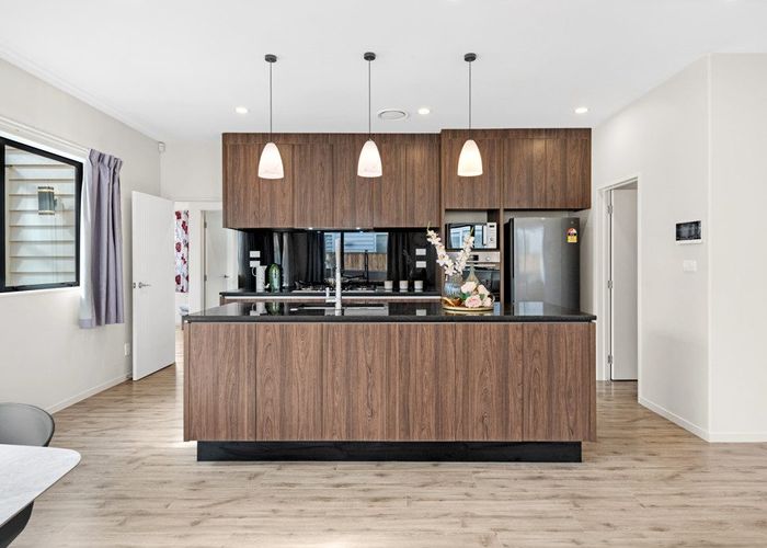  at 32 Carrygawley Road, Flat Bush, Manukau City, Auckland
