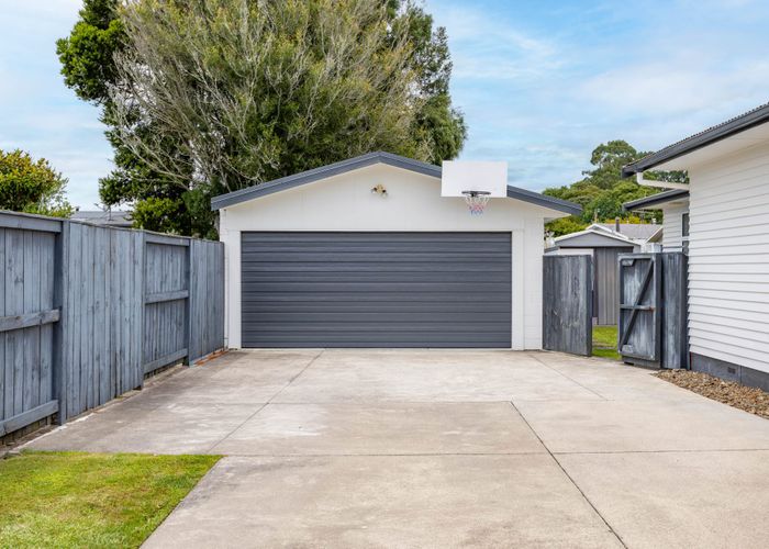  at 4 Colstone Street, Glenview, Hamilton, Waikato