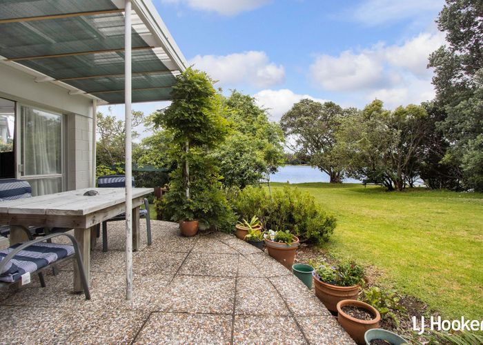  at 10 Roretana Drive, Athenree, Waihi Beach