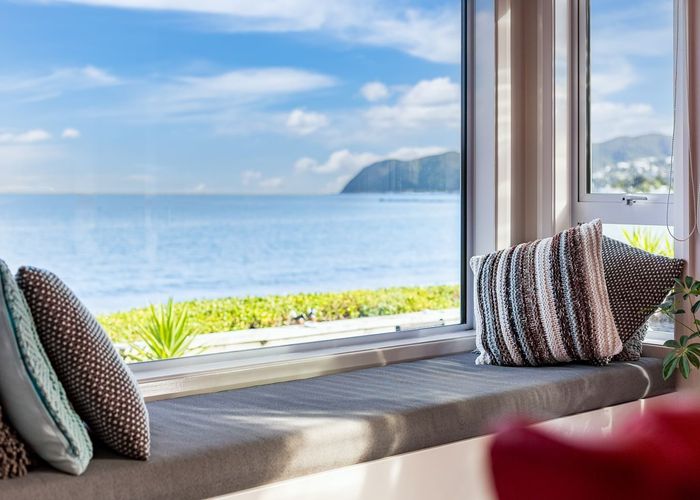  at 6 South Beach Road, Plimmerton, Porirua, Wellington