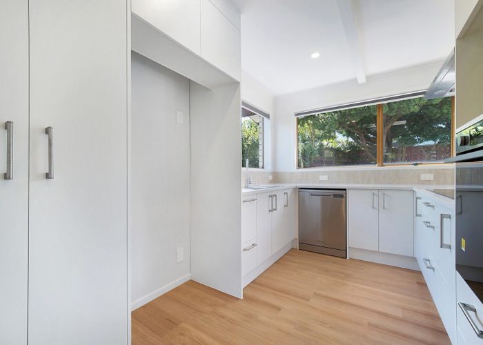  at 2 Icarus Place, Half Moon Bay, Manukau City, Auckland