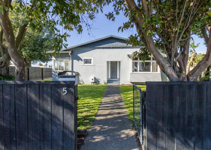  at 5 Chambers Street, Te Awa, Napier