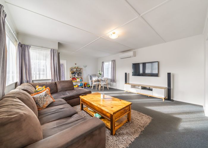  at 2 Davis Grove, Wainuiomata, Lower Hutt, Wellington