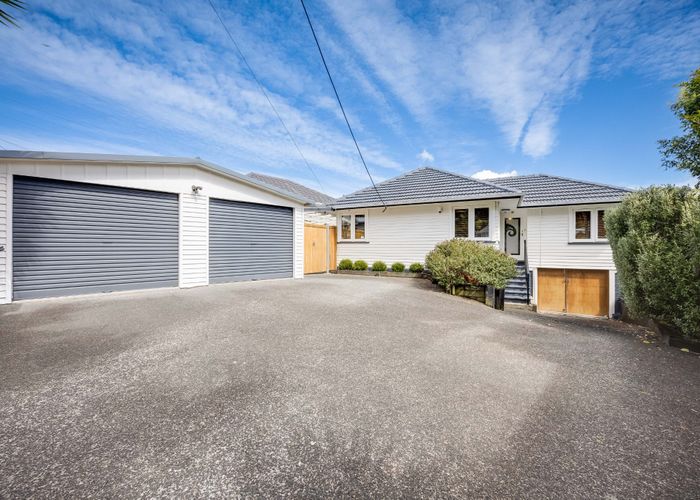  at 16 Paton Avenue, Te Atatu South, Waitakere City, Auckland