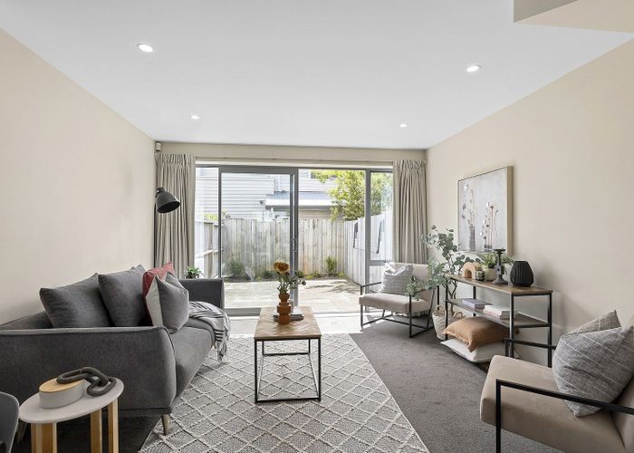  at 9/2 Stone Street, Miramar, Wellington, Wellington