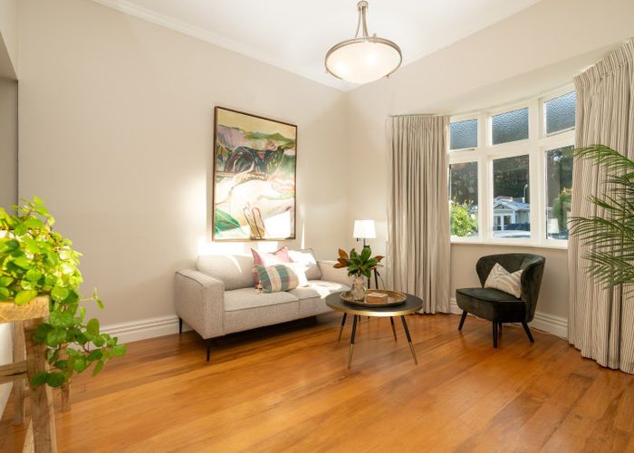  at 9 Royal Street, Berhampore, Wellington