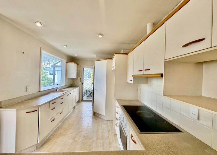  at 43 Bruce Road, Glenfield, Auckland