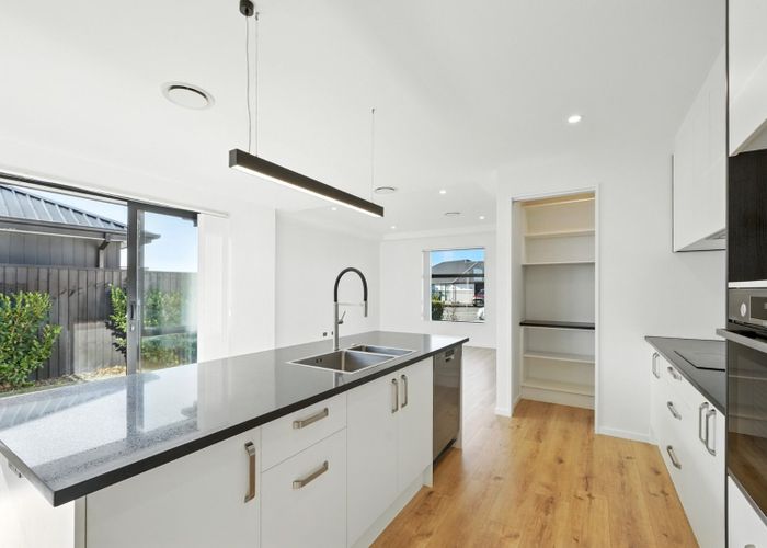  at 39 Whitburn Avenue, Halswell, Christchurch City, Canterbury