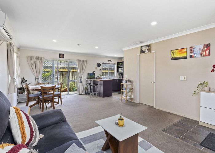  at 1 Pohutukawa Grove, Titahi Bay, Porirua