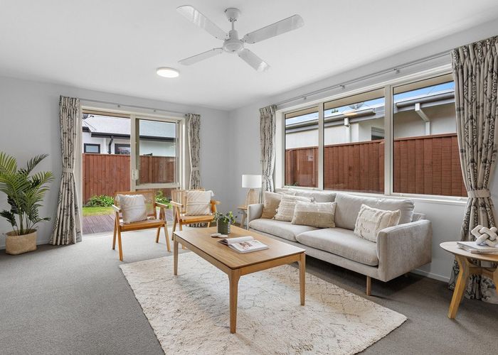  at 20 Little Oaks Drive, Yaldhurst, Christchurch