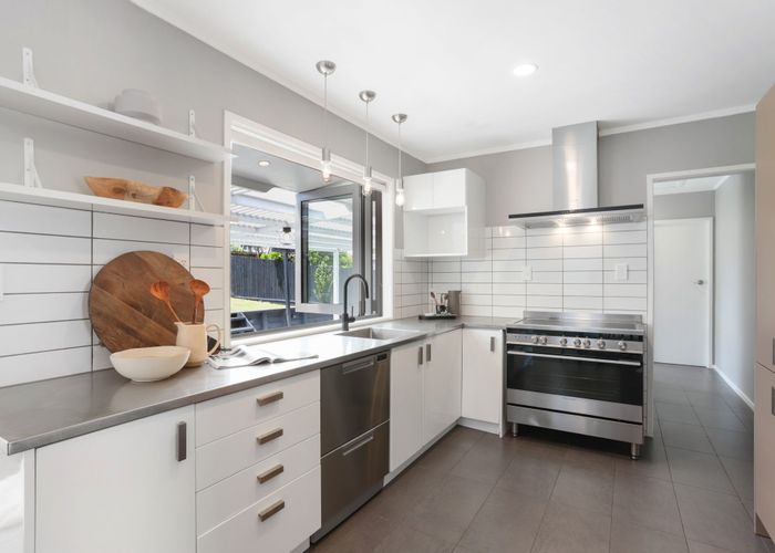  at 65 Waitaki Street, Henderson, Waitakere City, Auckland