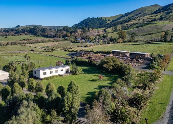  at 1041 German Road, Starvation Hill, Oxford