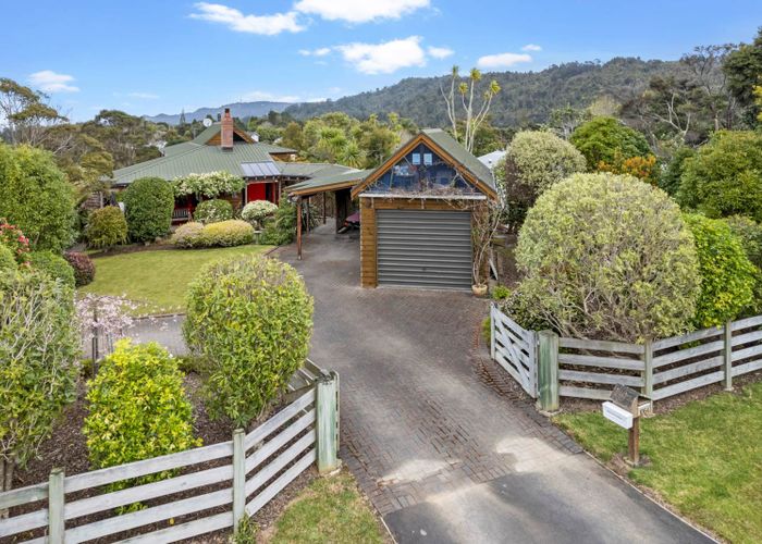  at 1064 Scenic Drive North, Swanson, Auckland