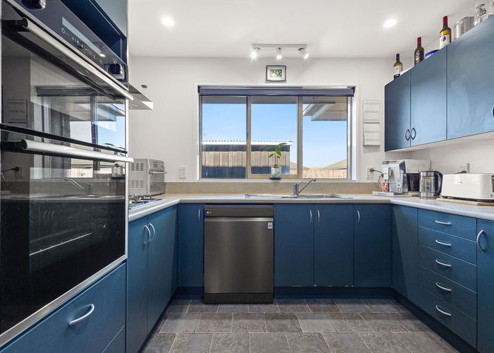  at 19 Springs Road, Hornby, Christchurch City, Canterbury