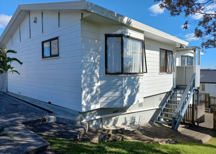  at 1/157 Whitford Road, Somerville, Manukau City, Auckland