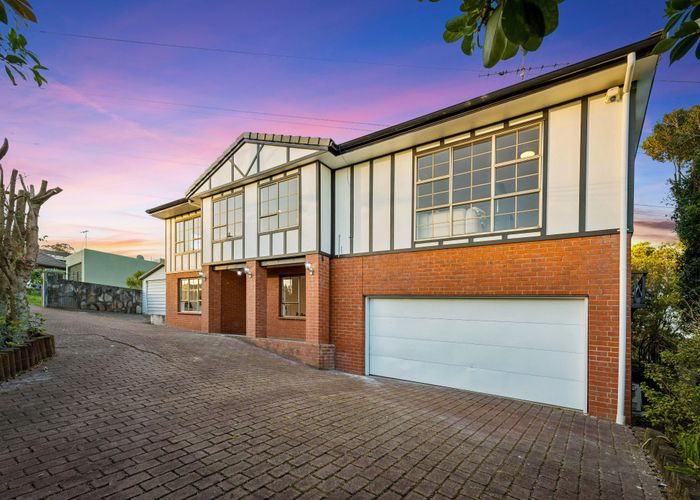  at 30 Hoskins Avenue, Hillsborough, Auckland City, Auckland