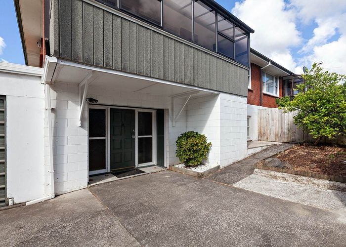  at 1/97 Pah Road, Epsom, Auckland