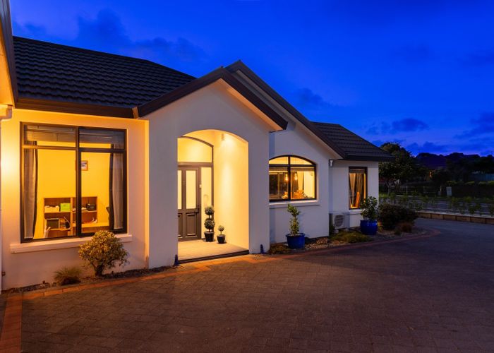 at 94 Weggery Drive, Waikanae Beach, Waikanae