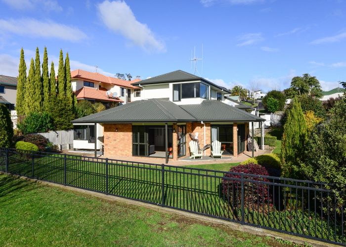  at 34 Greenfield Drive, Western Heights, Hamilton