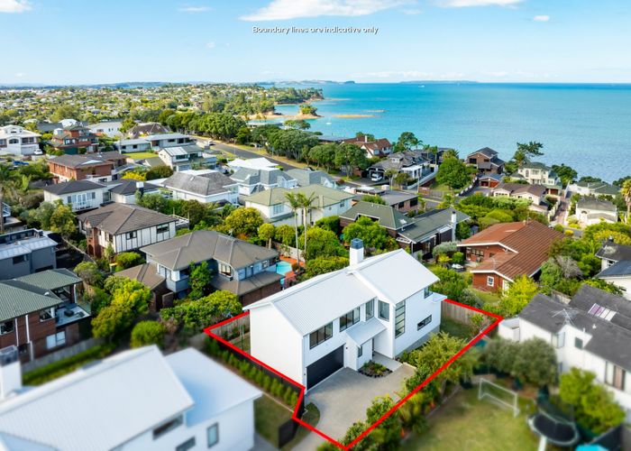  at 12B Newburn Road, Waiake, North Shore City, Auckland