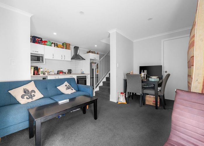  at 2/113 Knighton Road, Hillcrest, Hamilton, Waikato