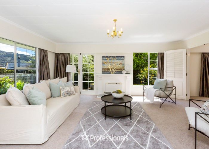  at 9 Clinker Grove, Silverstream, Upper Hutt
