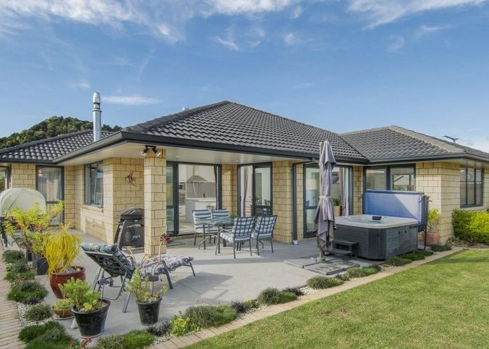  at 3 North Bay Road, Pyes Pa, Tauranga, Bay Of Plenty