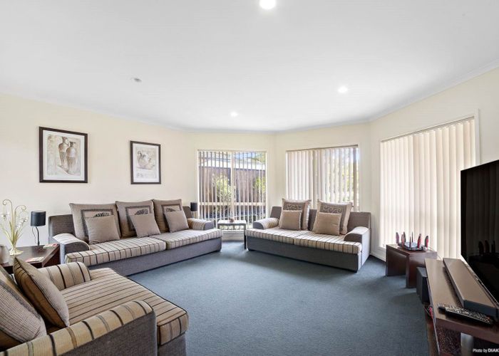  at 3 William Gamble Drive, Greenhithe, Auckland