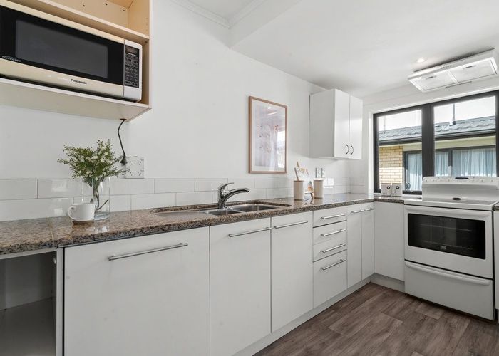  at 4/35 Pah Road, Papatoetoe, Manukau City, Auckland