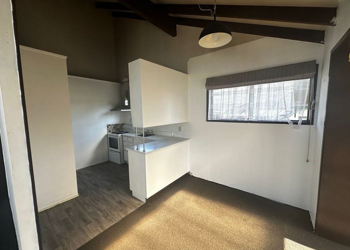  at 1/69 Butley Drive, Farm Cove, Auckland
