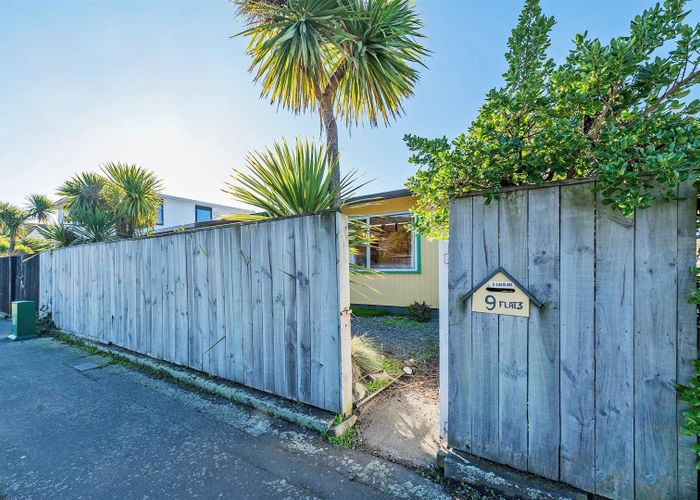  at 3/9 Hardwicke Street, Sumner, Christchurch