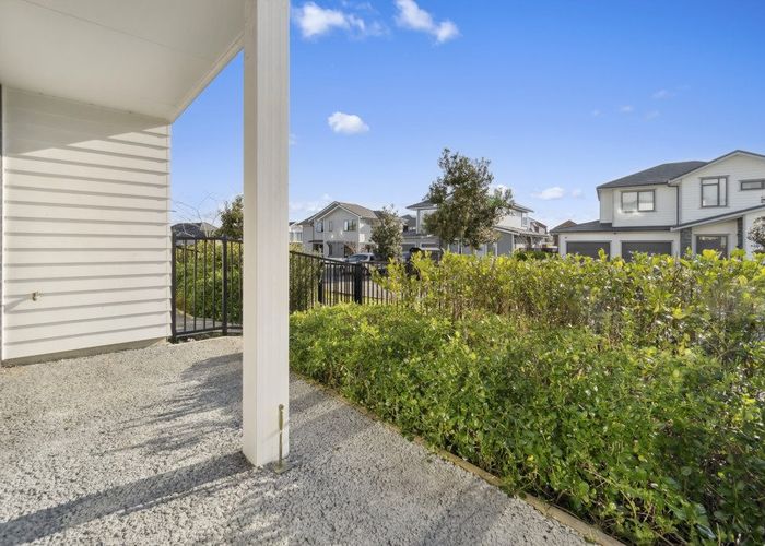  at 22 Fort Lincoln Loop, Karaka, Papakura
