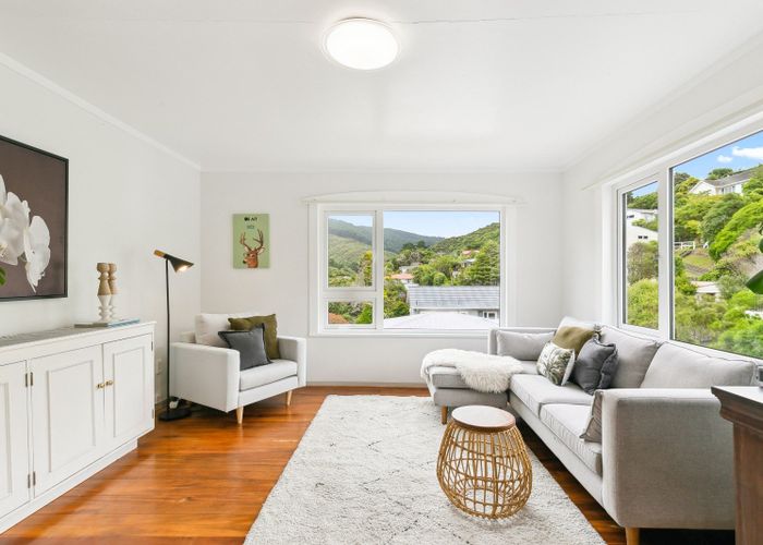  at 27 Hathaway Avenue, Karori, Wellington