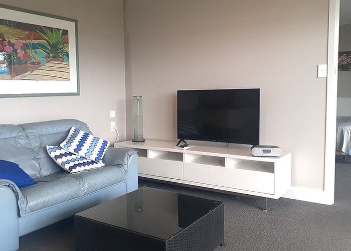  at 17 Vista Crescent, Glendowie, Auckland City, Auckland