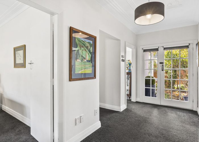  at 396 Bay View Road, Saint Clair, Dunedin